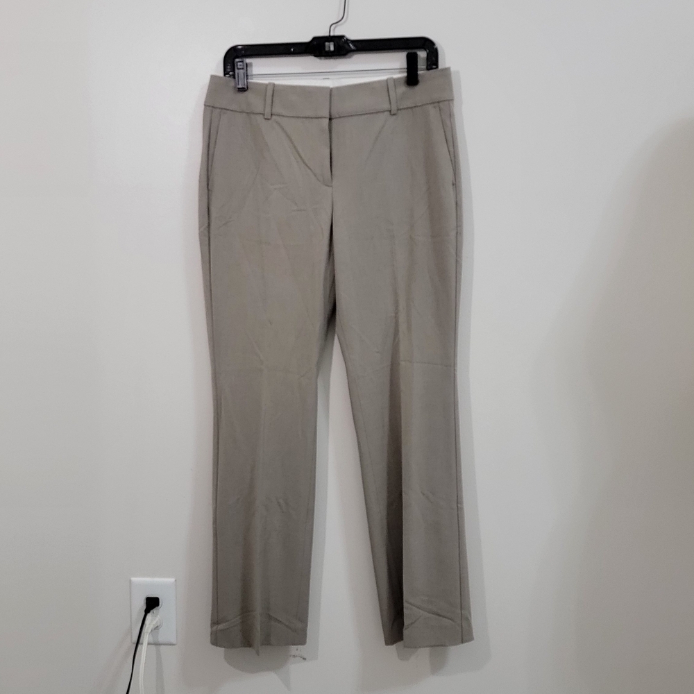 Ann Taylor Light Gray Boot Cut Pants Size 6 EUC